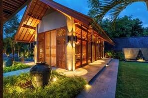 Dining room - Jeeva Tirta Seminyak (Seminyak)