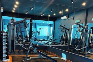Gym - Johor Cozy Home 2 Rooms & Easy Parking Fast WiFi ! (Plentong)