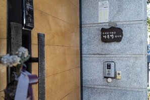 星評価なしの画像、2 / 17、ボタン