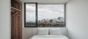 Luxury Villa in Jeju Private Pool Hot Tub