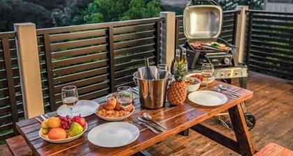 THE SHIRAHAMA HOPE HILLS