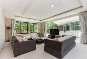Room - Unique Pool Villa with 5 Bedrooms and Sea View (PM-C1) (Hua Hin)