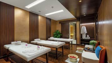 Couples treatment rooms, sauna, steam room, hot stone massages