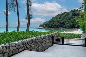 หาดส่วนตัวที่อยู่ใกล้ๆ