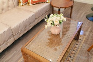 Unclassified image, 5 of 34, button - QiQi House Serenity~Private Near Asakusa & Skytree (Tokyo)