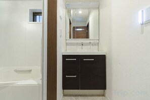 Unclassified image, 2 of 34, button - QiQi House Serenity~Private Near Asakusa & Skytree (Tokyo)