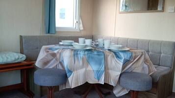 House, 3 Bedrooms, Accessible, Ocean View | Dining room