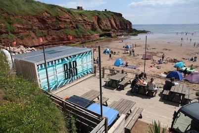 Spacious Holiday Home in Exmouth Ocean V