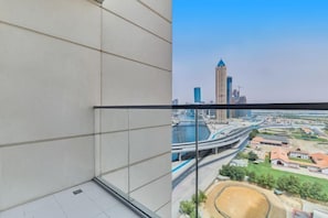 Cots/infant beds - bnbme Noora Tower's Gem w/ Pool, Business Bay (Dubai)