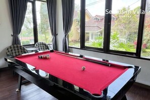 Game room - Sierra by Semusim Villa (Cipanas)