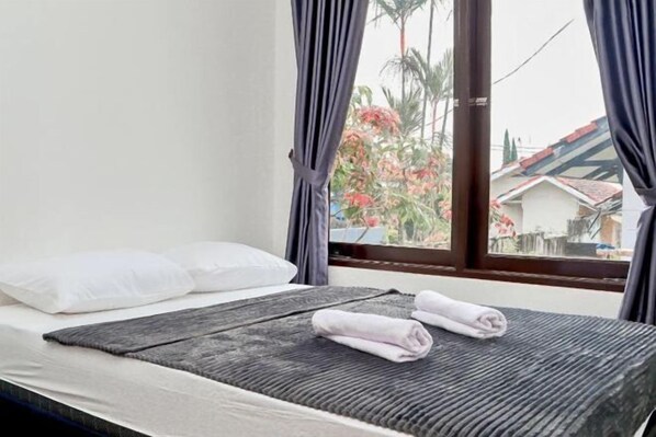 Room - Sierra by Semusim Villa (Cipanas)