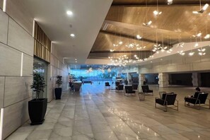 Unclassified image, 3 of 36, button - Setia sky 88 Foo homestay (Johor Bahru)
