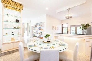 Dining - Hide & Seek River Villa (Si Prachan)