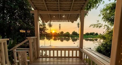 Hide & Seek River Villa