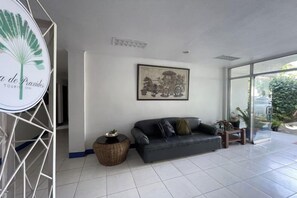 Ảnh chưa phân loại, 3 trong số 15 ảnh, nút