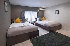 Room - Tabitime tsuruhashi time 4-min train to Nihonbashi, sleeps up to 8 (Osaka)