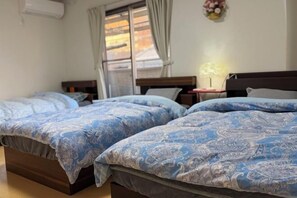 Room - Peacock (Osaka)