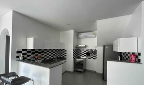 Private kitchen - south pattaya soi adam 5 bedrooms pool villa (Pattaya)