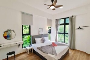 Cribs/infant beds - IWH The Cove Premium Suites (Tambun)