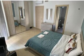 Room - huaxia (Venice)