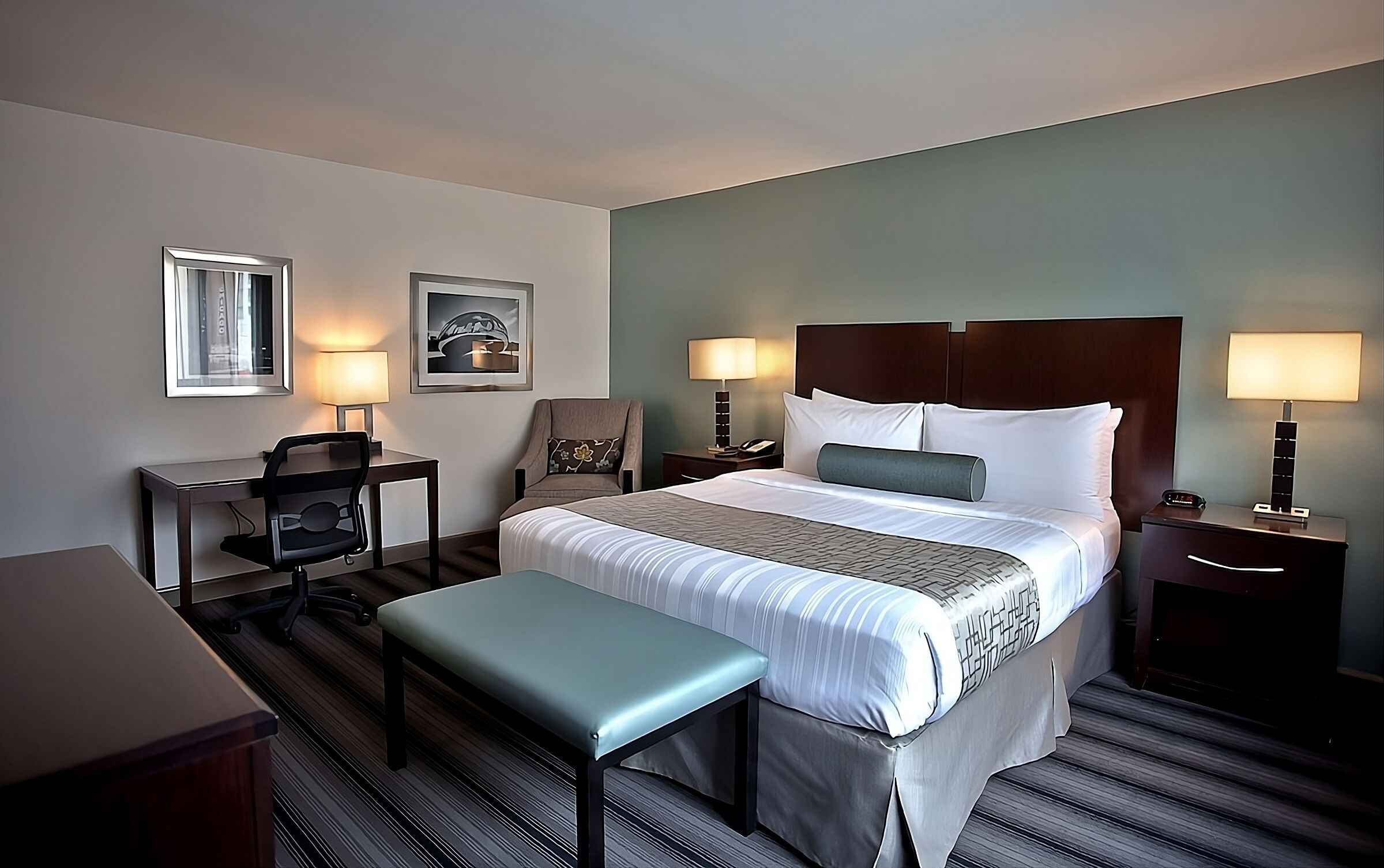 1 室のベッドルーム、アイロン / アイロン台、WiFi (無料)、ベッ ドシーツ