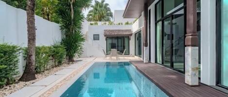 Alberca al aire libre