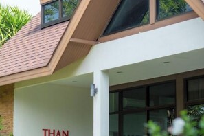 Unclassified image, 4 of 59, button - THAN Getaway Cottage: Private Lake, Pakchong, 2-8+ (Pak Chong)