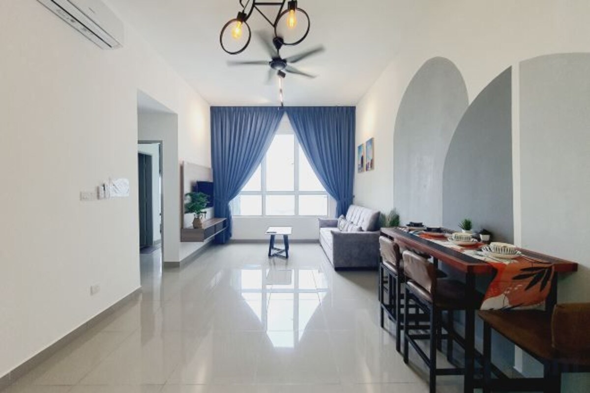 Standard Sea View Double Room （Shared Bathroom）