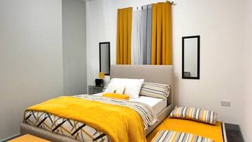 2 bedrooms, iron/ironing board, WiFi, bed sheets