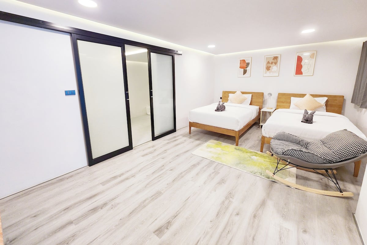 Casa, balcón | Tabla de planchar con plancha y wifi gratis