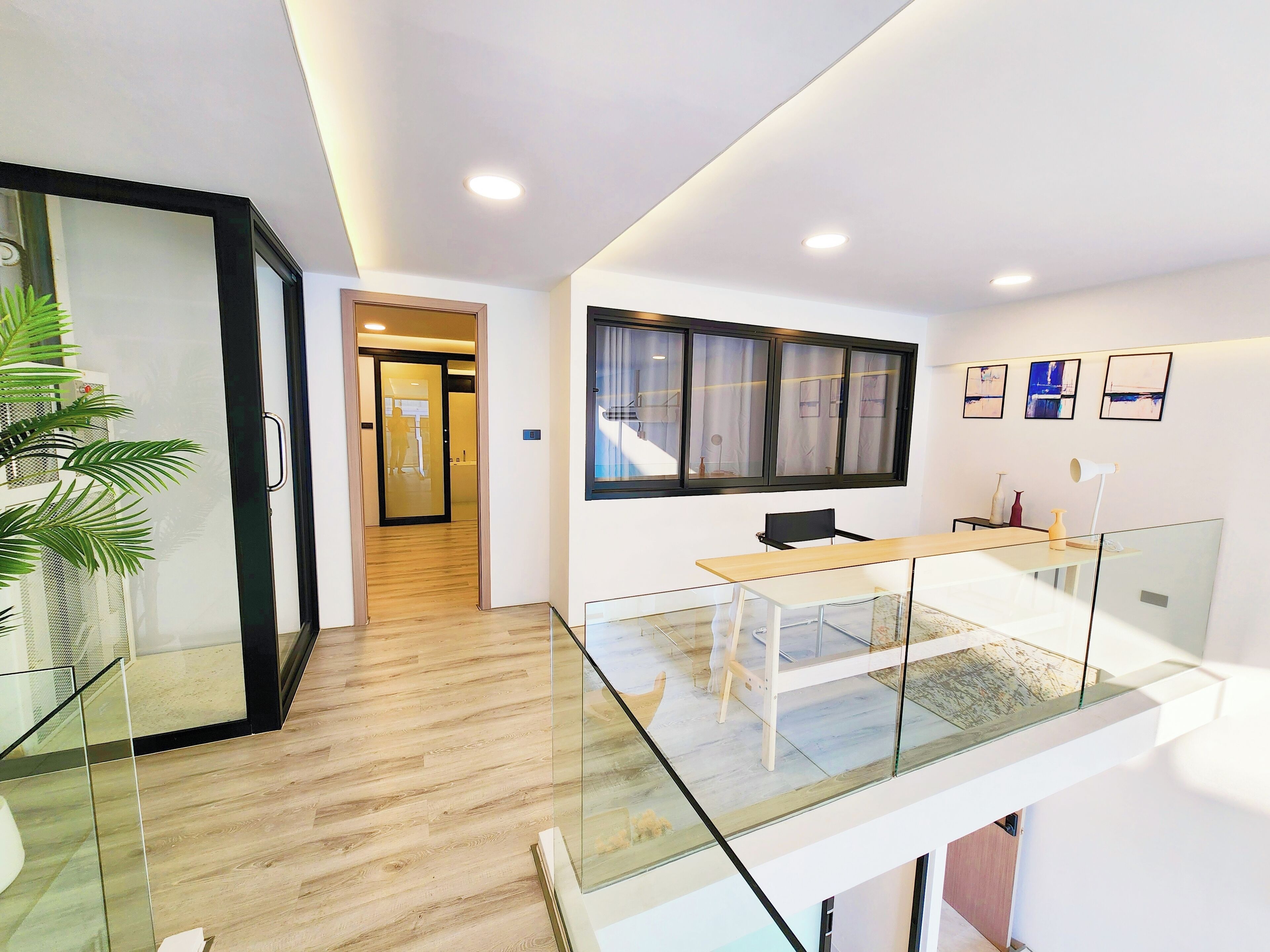 เตารีด/โต๊ะรีดผ้า, Wi-Fi ฟรี