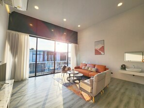 Iron/ironing board, free WiFi - Pool Access Massive Townhouse (Bophut)