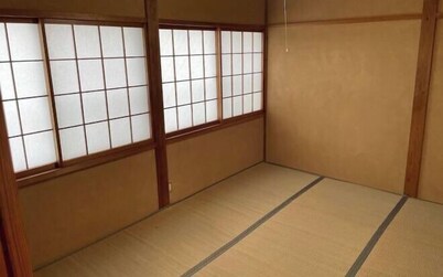 Bullfighting and Nishikigoi Traditional Culture Center