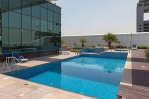 Cribs/infant beds - Cosmos Living Cozy Studio With Balcony (Dubai)