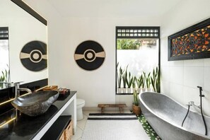 Cots/infant beds - Villa Lepak by the River (Bali)