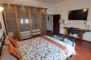 Room - locchi double room (Florence)
