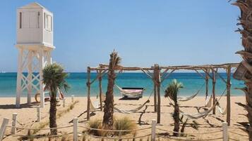 شاطئ خاص قريب