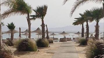 Gần bãi biển riêng