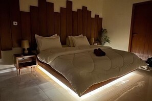 Room - The Skyluxe (Islamabad)