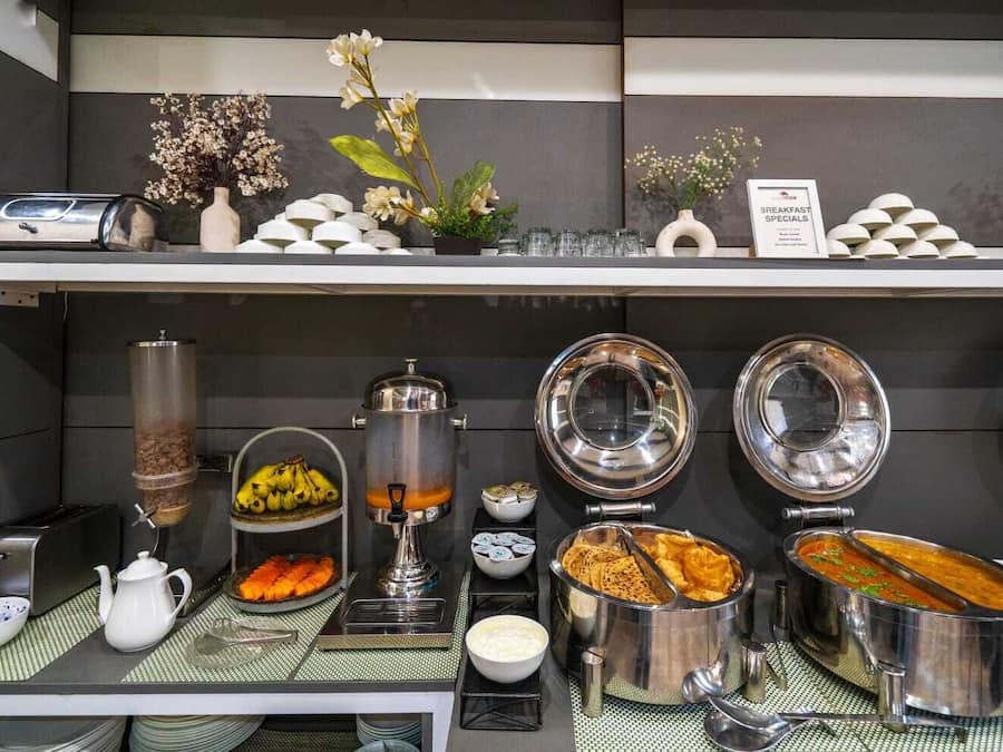 Free daily buffet breakfast