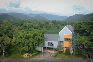 Exterior - KIN Pool Villa Khaoyai (Pak Chong)