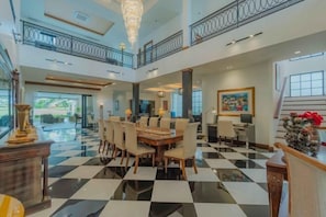 Interior - Villa Viola 7 Bedroom, Fully Staffed, on the Golf Course (Phuket)