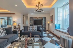 Living area - Villa Viola 7 Bedroom, Fully Staffed, on the Golf Course (Phuket)