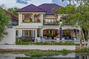 Exterior - Villa Viola 7 Bedroom, Fully Staffed, on the Golf Course (Phuket)