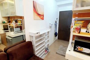 Unclassified image, 4 of 23, button - Contemporary Maison Studio Unit at Ortigas Center Pasig (Pasig)