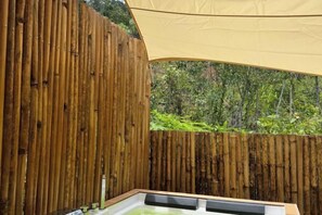 Unclassified image, 3 of 4, button - Kireina Resort (Genting Highlands)