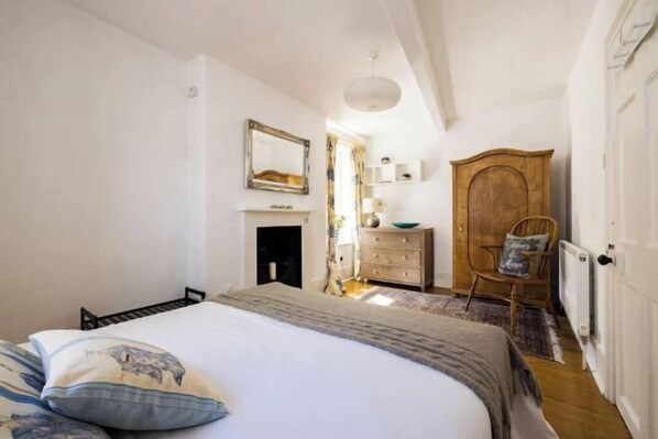 Room - 2 Bed Homely Apartment near British Museum (London)