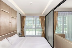 Appartement Standard, balcon, vue piscine