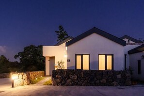 Exterior - Now Aewol (Jeju)