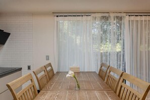 Room - Now Aewol (Jeju)